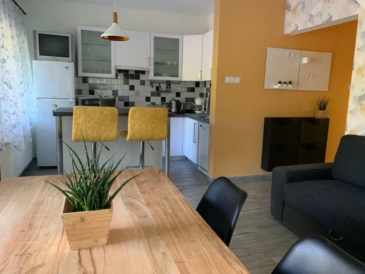 Csuka48 Apartman Szarvas Extérieur photo